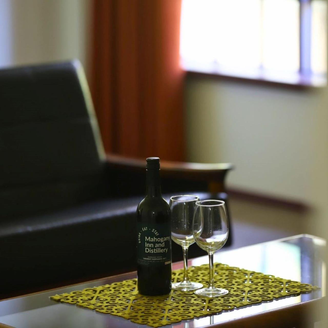 Mahogany Inn And Distillery Mahogany Creek Zewnętrze zdjęcie