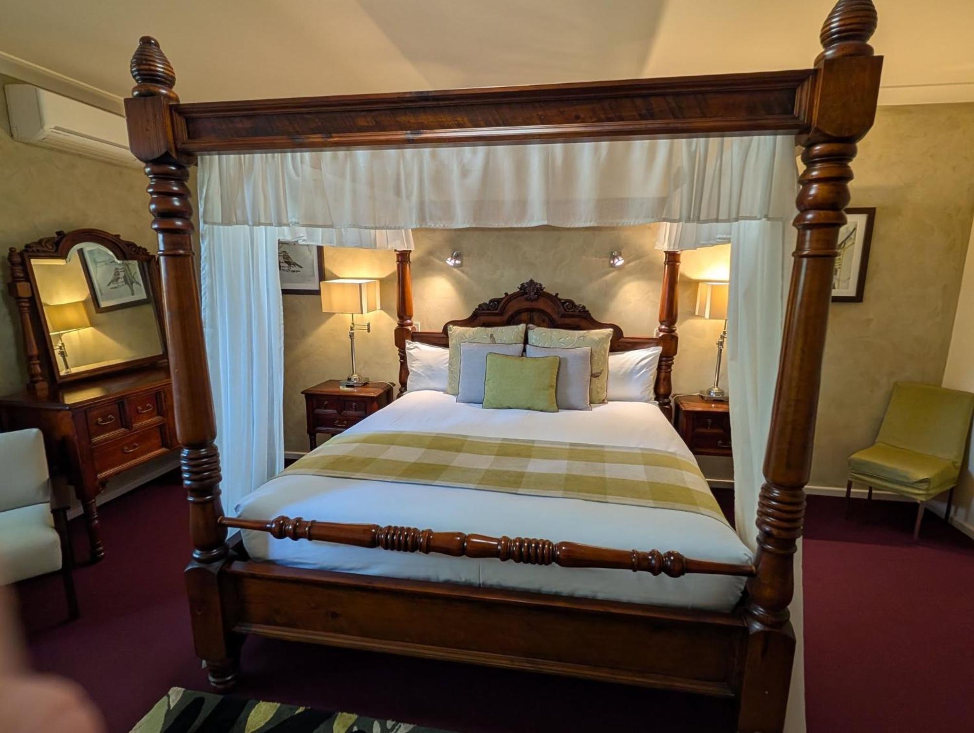 Mahogany Inn And Distillery Mahogany Creek Zewnętrze zdjęcie